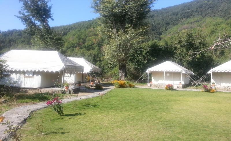 Tatva Bir Tents And Hotel Kangar Экстерьер фото