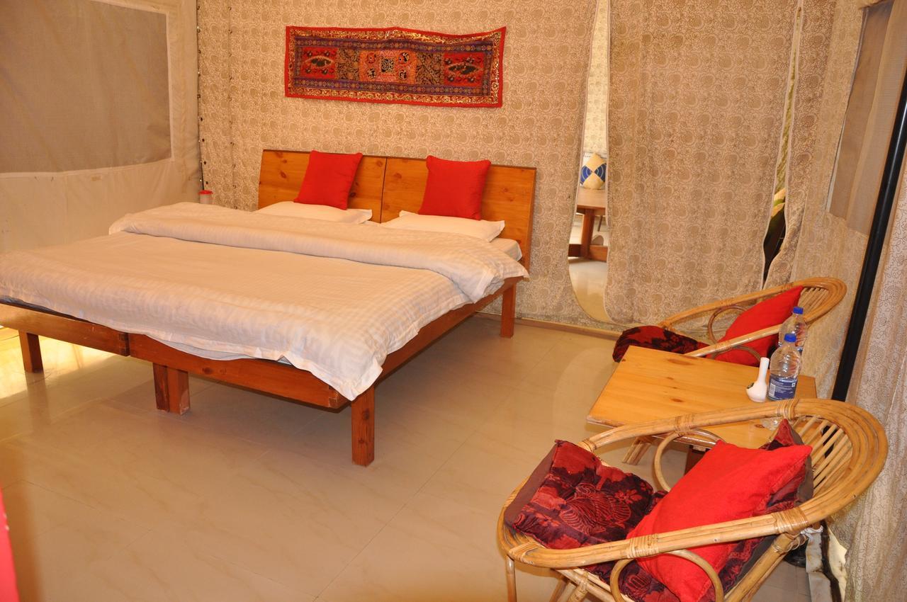 Tatva Bir Tents And Hotel Kangar Экстерьер фото
