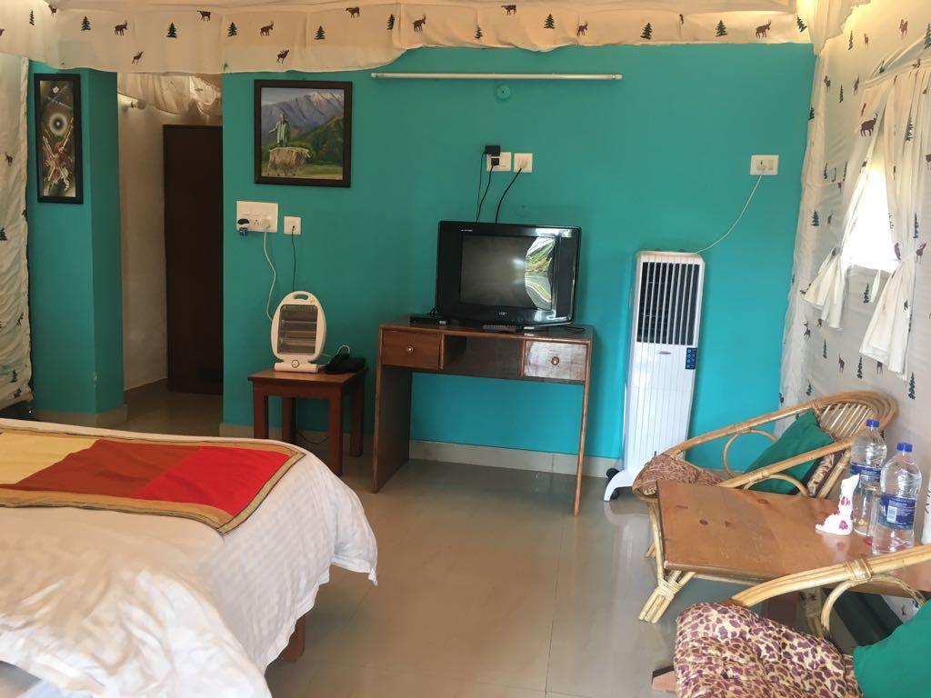 Tatva Bir Tents And Hotel Kangar Экстерьер фото